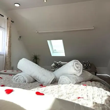 Maison Rita, Prestige Apartment *